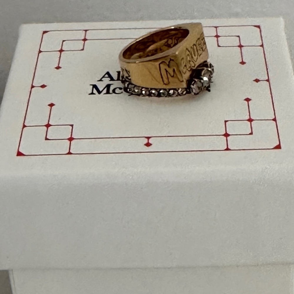Alexander McQueen McQueen Graffiti crystal-embellished ring - Picture 6 of 14